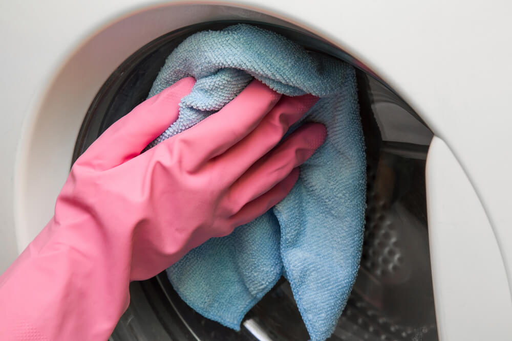 How To Clean A Washing Machine In Just a Few Easy Steps