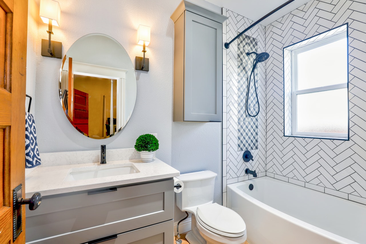 Best Bathroom Cleaning Tips You Should Follow Now